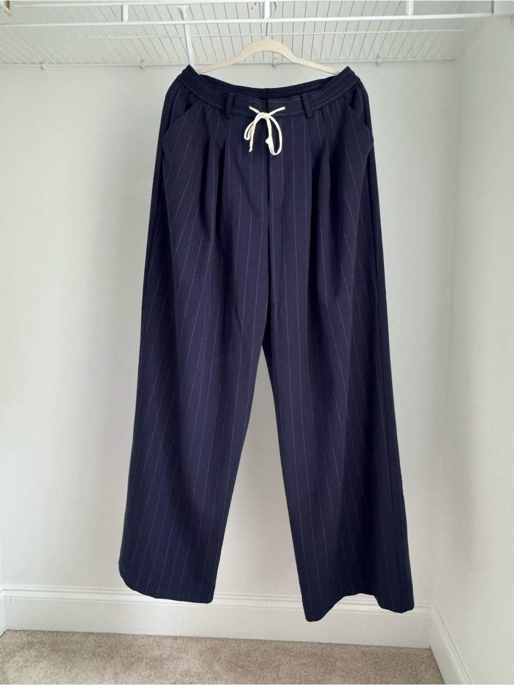 NWT Maeve Anthropologie Revolve Navy Pinstripe Wide-Leg Tall Pants Trousers